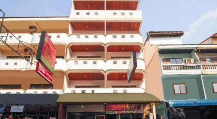 Oyo 811 Jasmine Villa Pattaya Zewnętrze zdjęcie